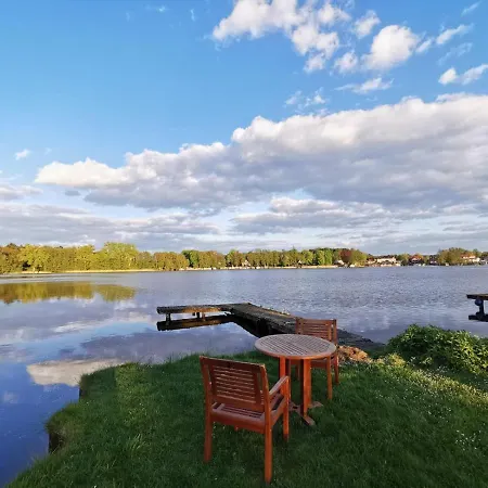 Schoene 3zimmer Ferienwohnung Direkt Am Baalensee