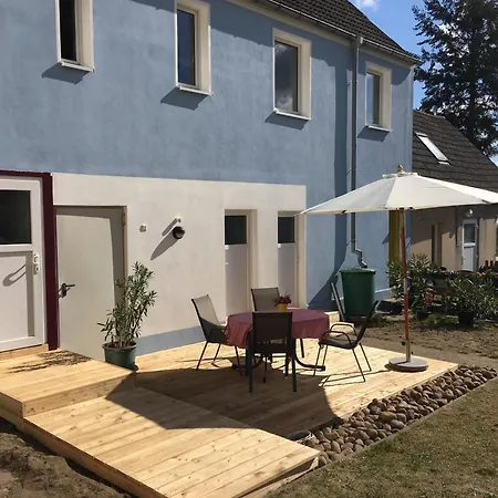 Schoene 3zimmer Ferienwohnung Direkt Am Baalensee