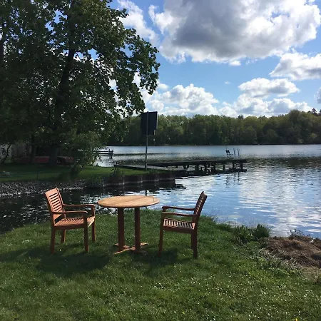 Schoene 3zimmer Ferienwohnung Direkt Am Baalensee *